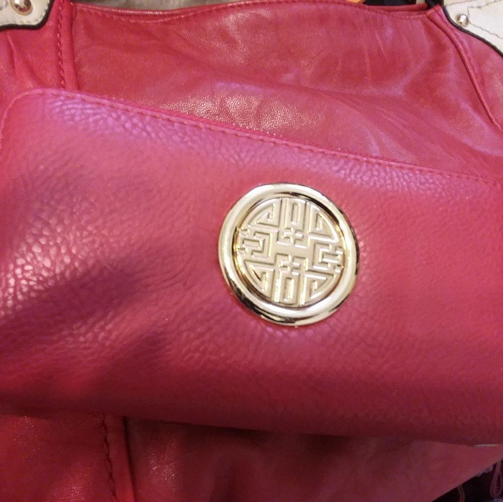 Red Vegan Wallet - Picture 5 of 5